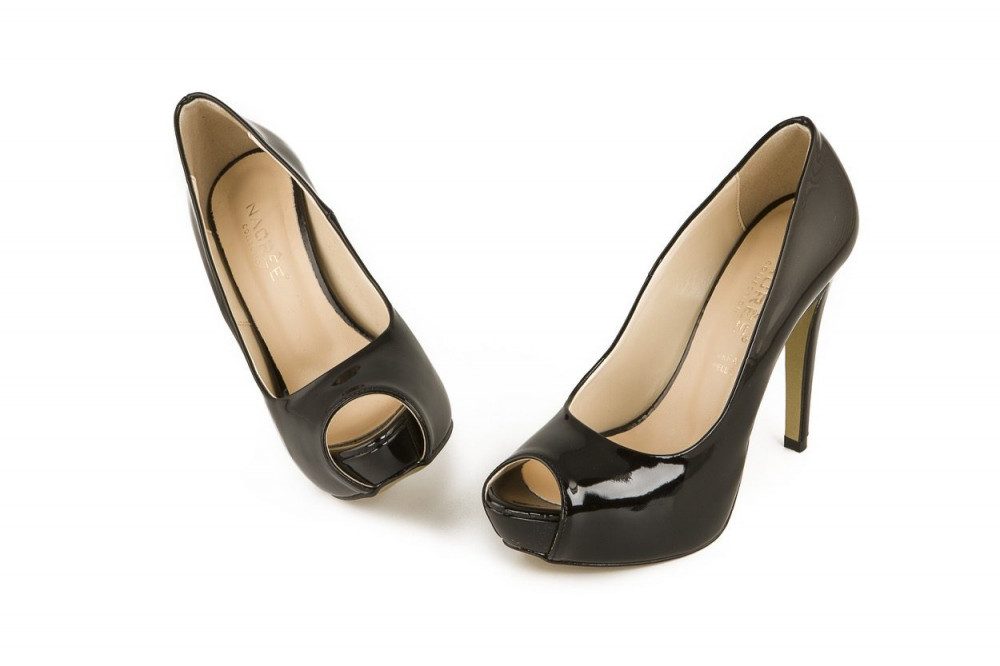 scarpe con il tacco spuntate