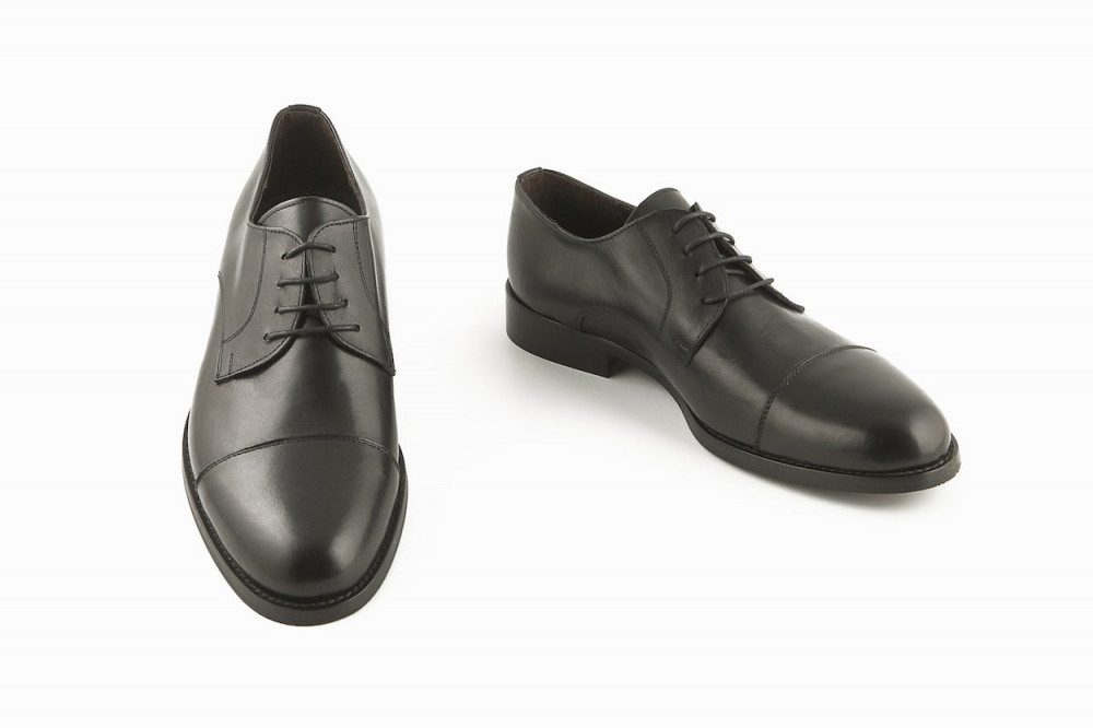scarpa nera elegante