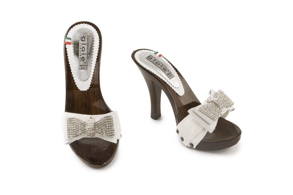 clog mule heels